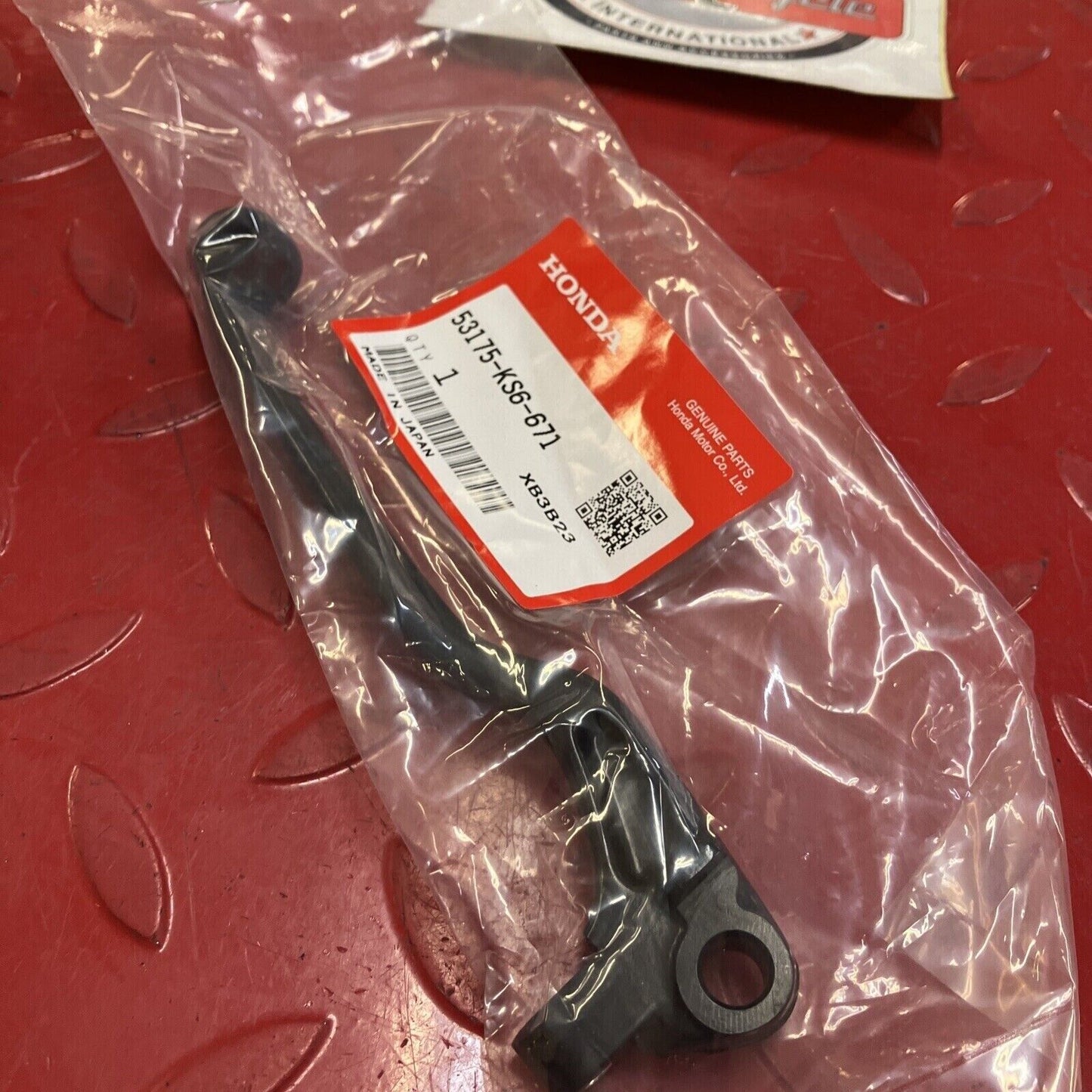 NEW Honda CR125R CR250R CR500R 1986 - 1991  FRONT BRAKE LEVER 53175-KS6-671 H99