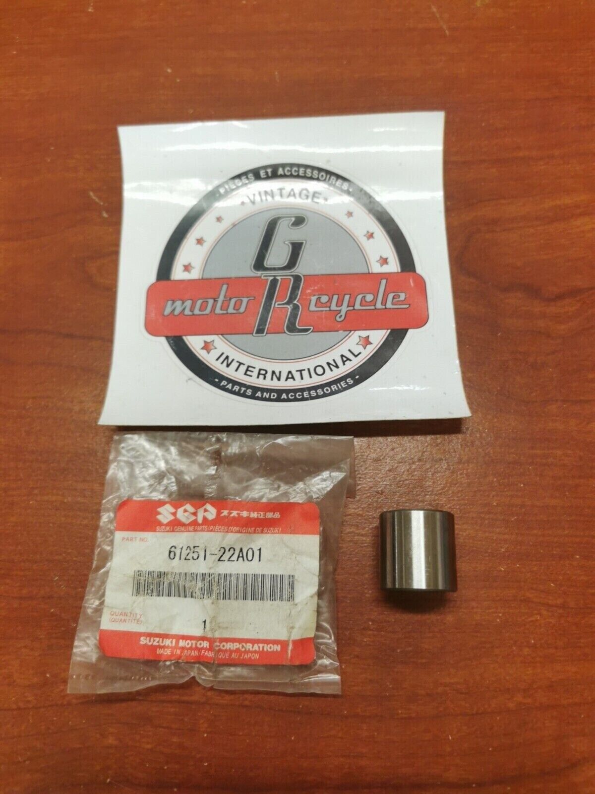 NOS Suzuki LT230 LT250 REAR SWINGARM SPACER 61251-22A01 S20