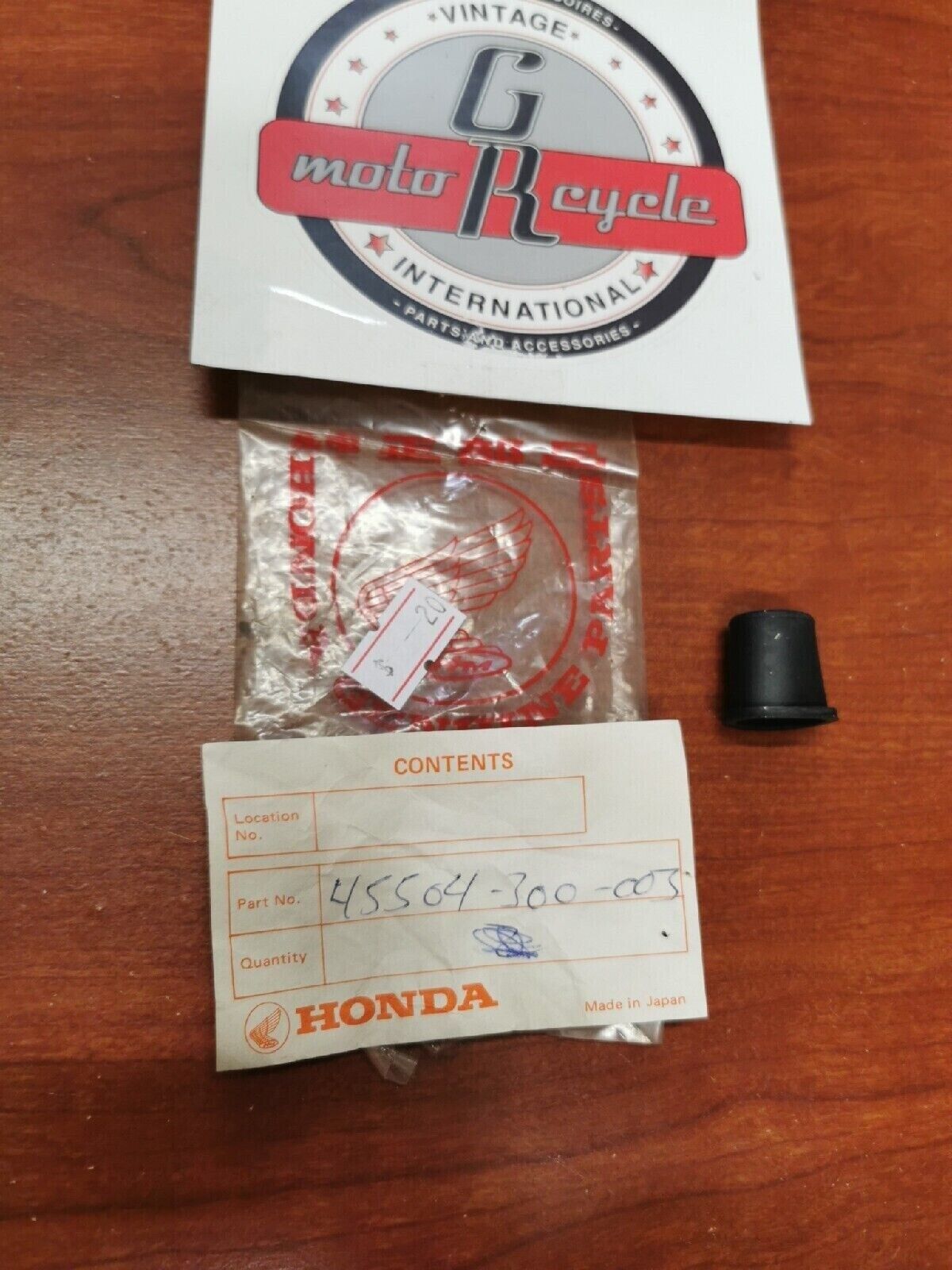 NOS Honda CB450 CB360 CB350 CB500 CB750 RUBBER BOOT 45504-300-003 H34