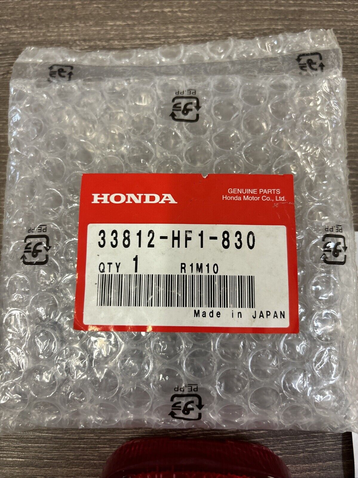NOS Honda TRX200 TRX250 TRX300 TRX450 STOP LIGHT LENS 33812-HF1-830 H116