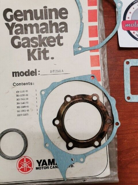 NOS Yamaha DT250A DT250 A GASKET KIT INCOMPLETE Y102