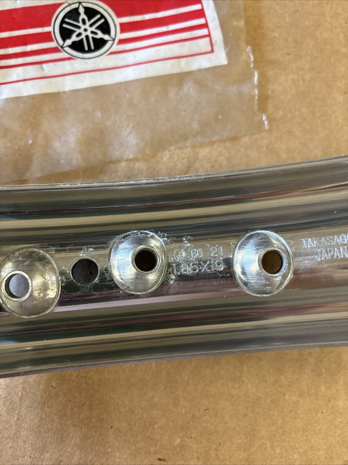 NOS Yamaha TX650 TX750 XS650 FRONT RIM 1.85X19 94418-19145-00 YB3