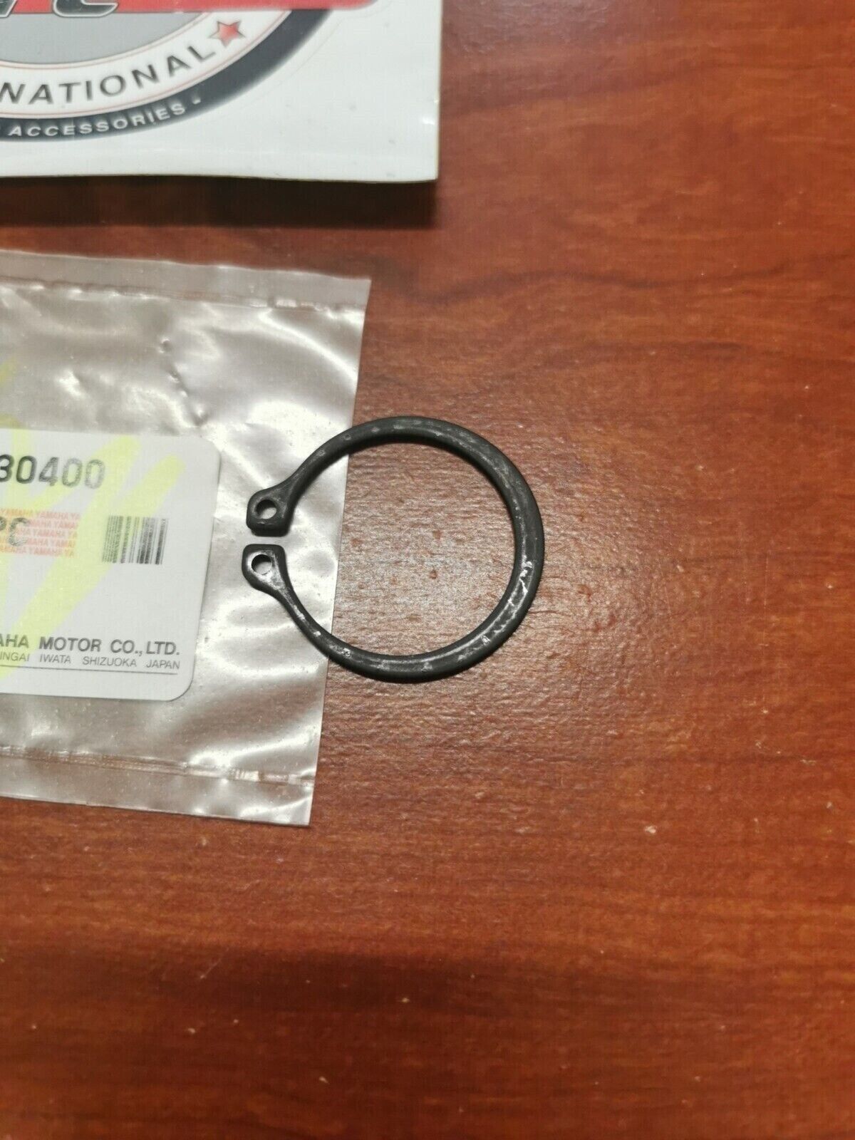 NOS Yamaha YFM400 YFM7 YFZ45 YFM45 YFM70 CIRCLIP 99009-30400-00 Y81