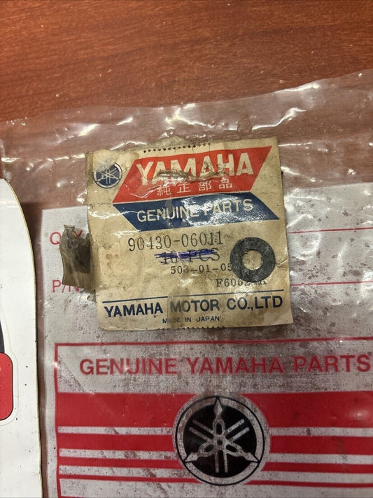 NOS Yamaha GASKET 90430-06011-00 SUB 90430-06224-00 137-13167-00-00 Y185