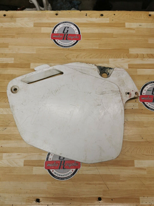 Honda CR250R 1991 Left side panel cover number plate plastic 83610-KZ3-700ZB 2