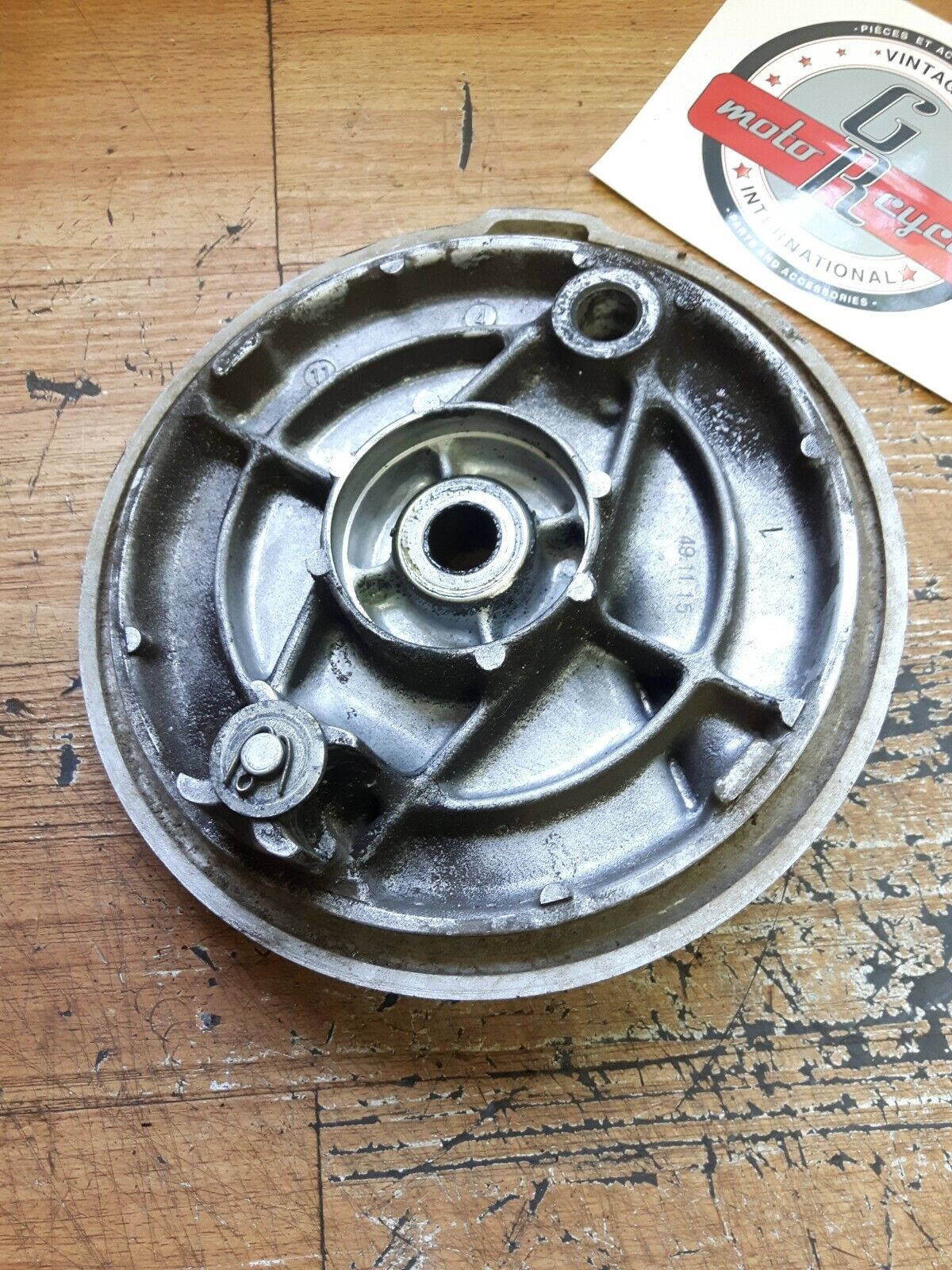 Honda XL250 1974 front brake plate panel cover hub drum 45100-329-770 