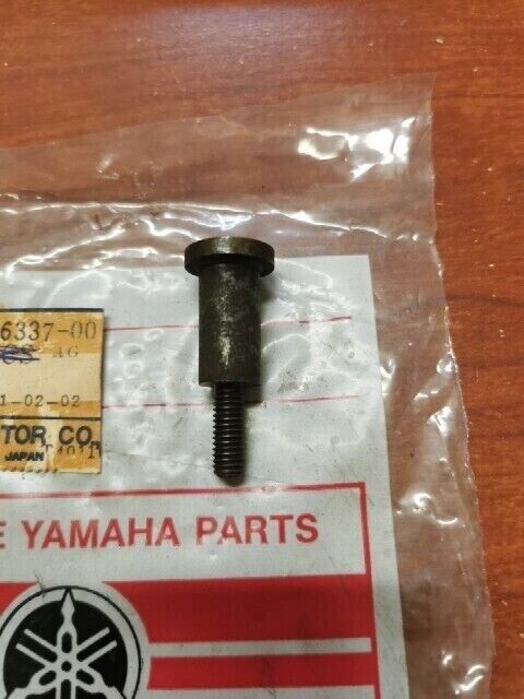 NOS Yamaha TX650 TX750 XS1 XS2 SCREW 256-16337-00-00 SUB 90149-06102-00 Y154