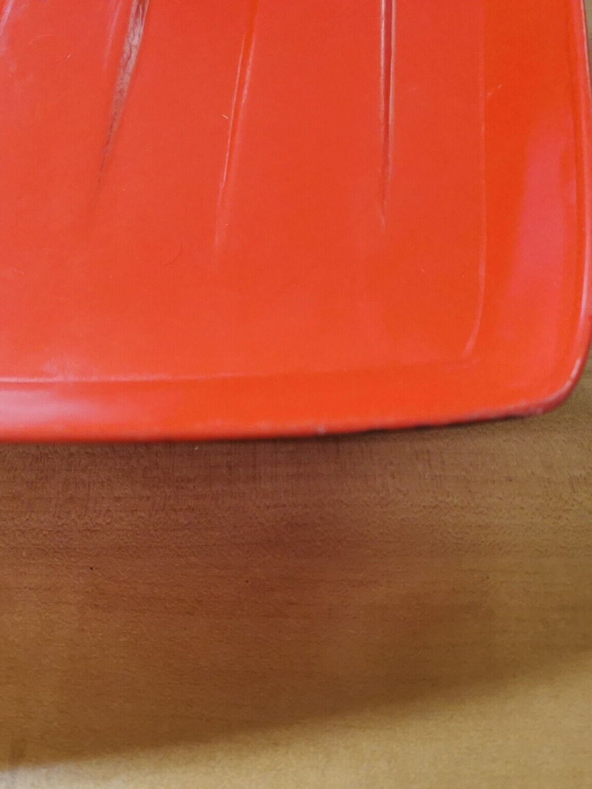 NOS Yamaha 1992 1993 YFM350 FENDER, FRONT UR CHAPPY RED 3HN-21511-80-00