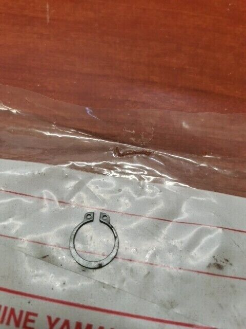 NOS Yamaha AT1 FS1 FS50 CIRCLIP 93410-15005-00 SUB 99009-15400-00 Y136