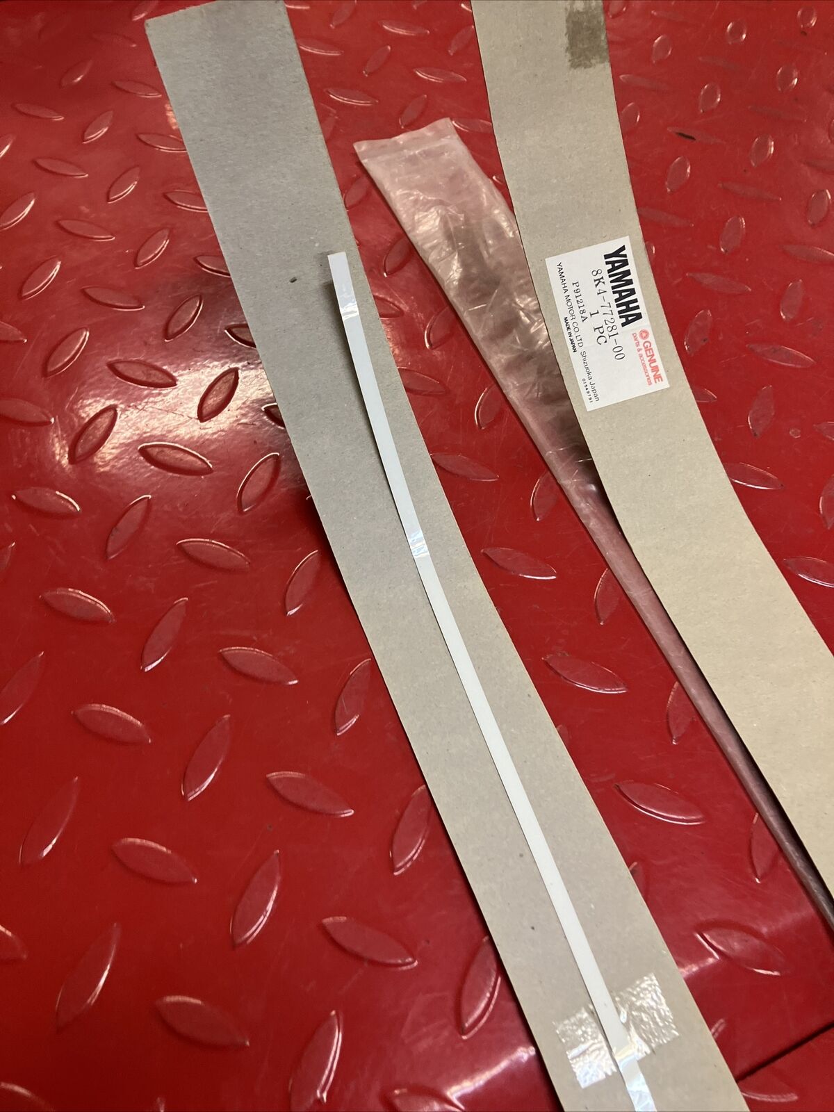 NOS Yamaha SS440 1980 DECAL STRIPE 1 8K4-77281-00-00 8K-47728-10-00 Y36