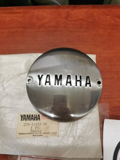 NOS Yamaha TX650 XS1 XS2 XS650 GENERATOR COVER 256-15425-00-00 Y153