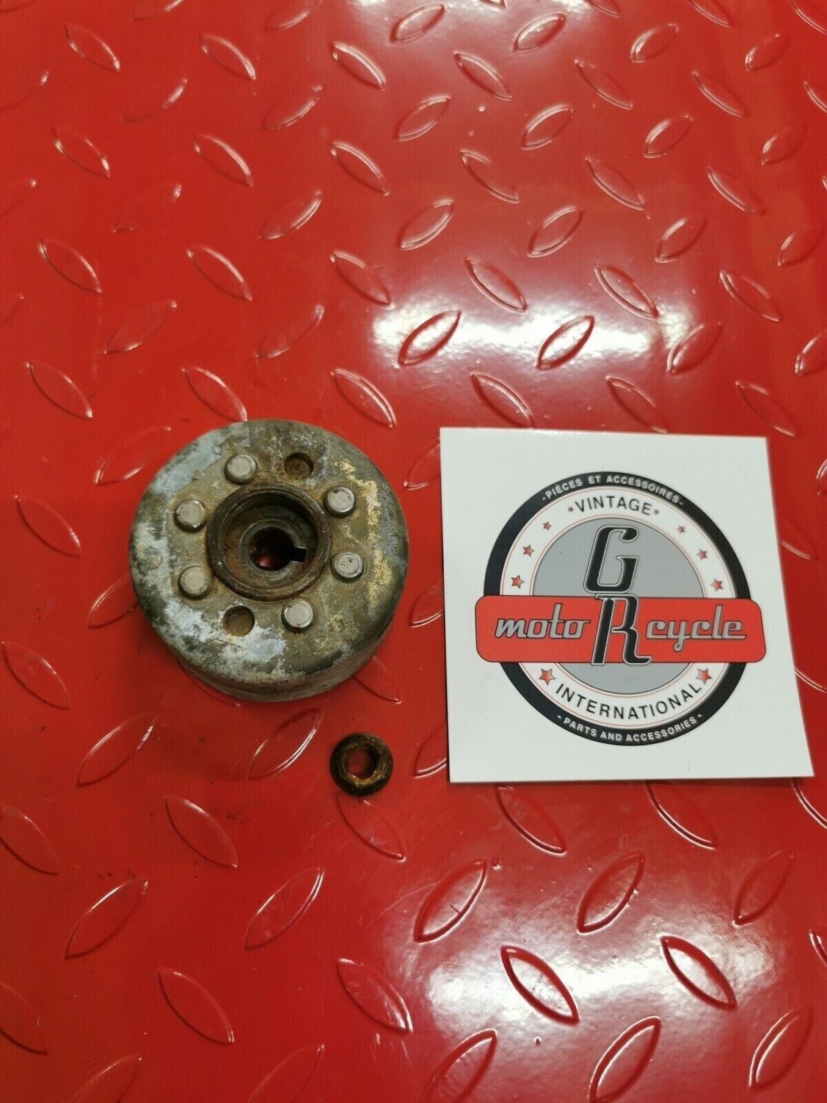 Suzuki RM125 1991 flywheel rotor magneto alternator generator 1990