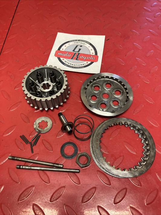 Suzuki RV90 1975 clutch hub pressure plate etc
