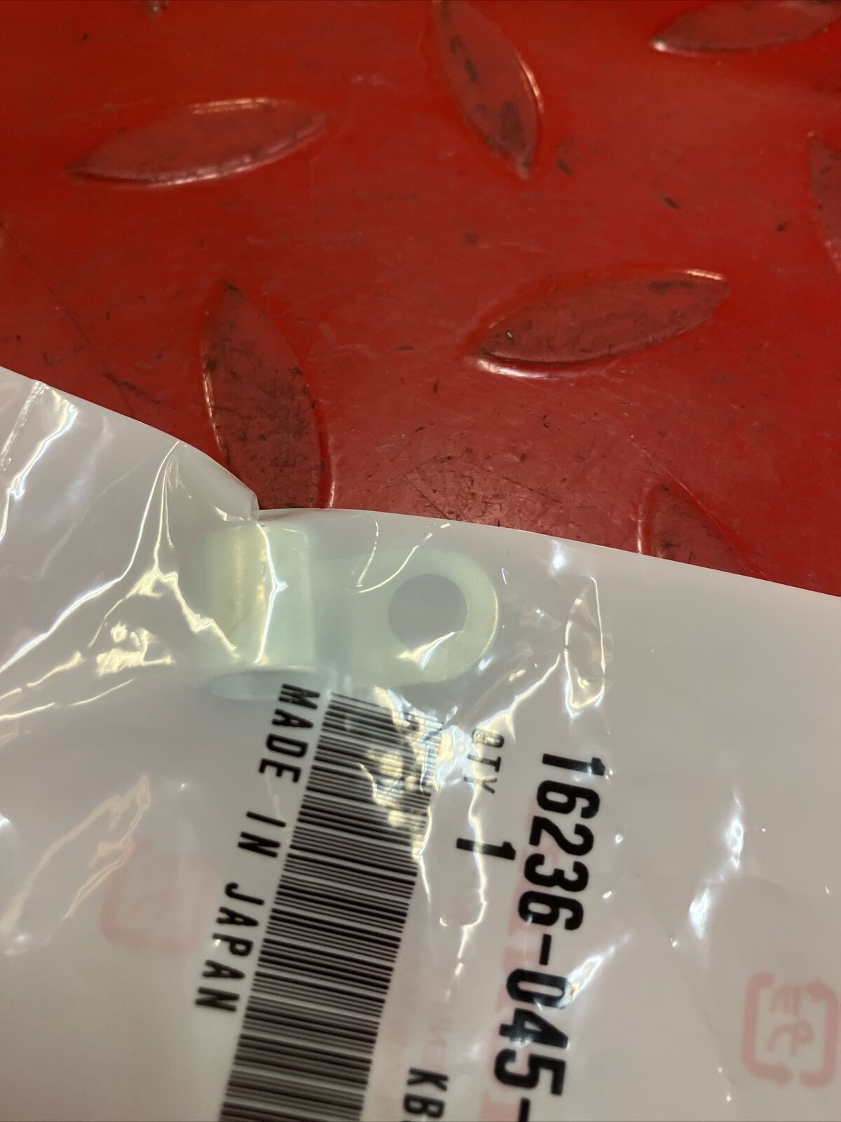 NEW Honda CR125R CR250R CR500R Overflow pipe hose clamp 16236-045-010 H99