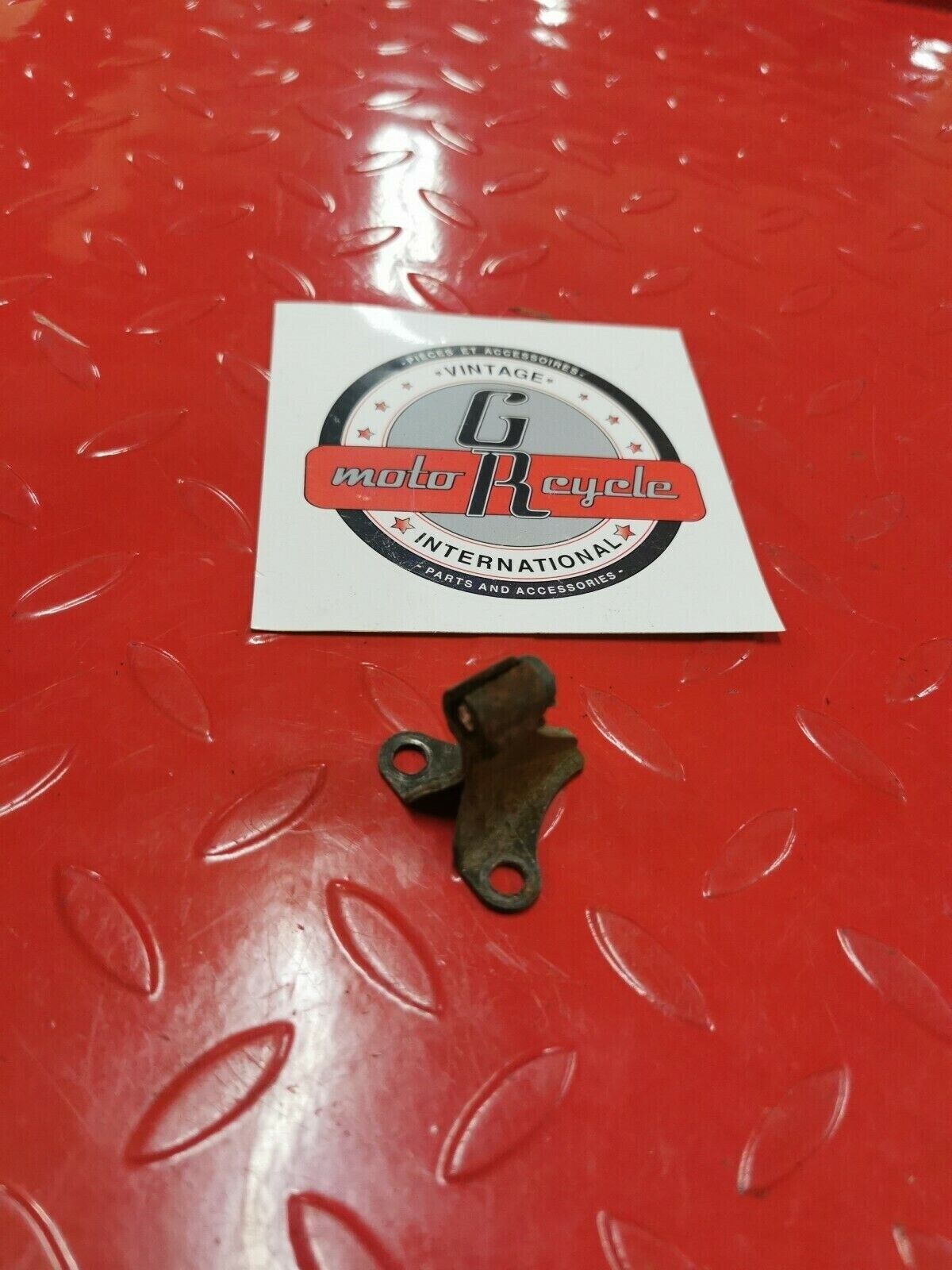 Kawasaki KX80 1979 clutch cable holder guide bracket