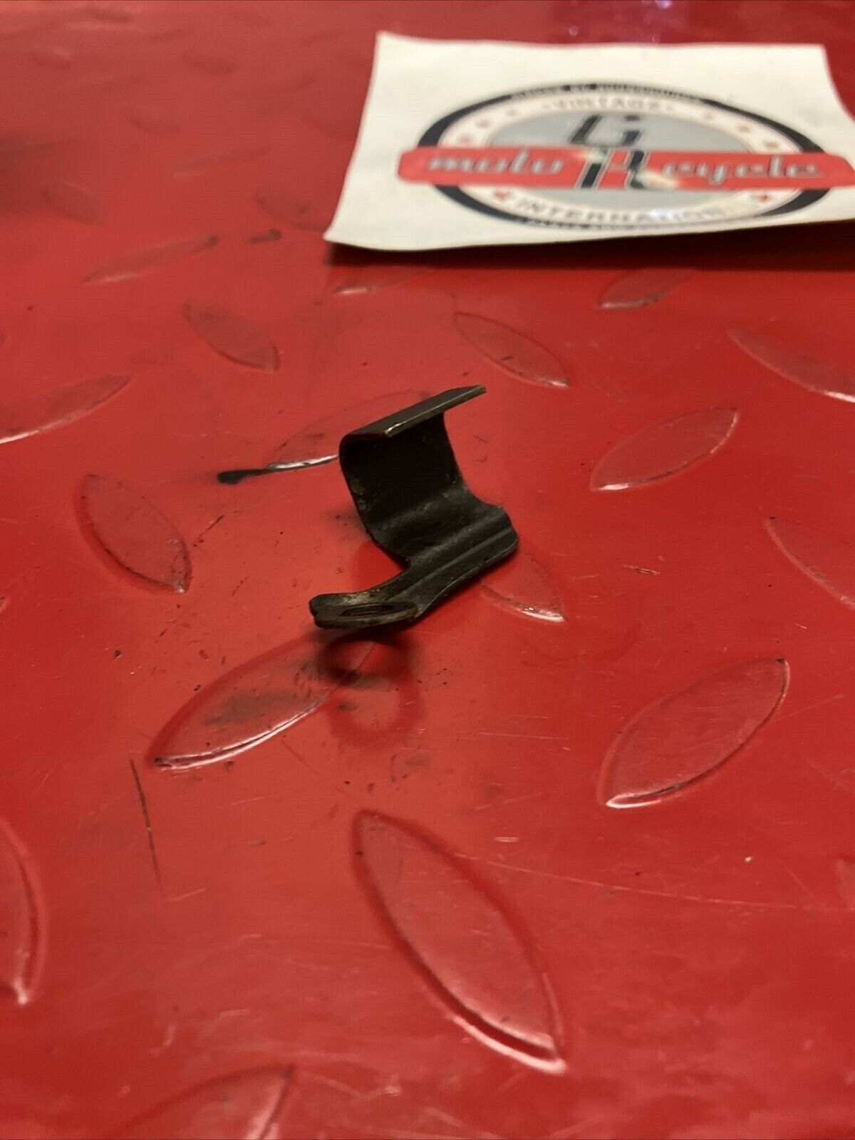 Yamaha DT250 1977 Wire clamp holder guide