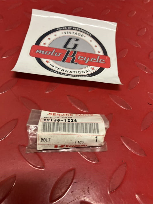 NOS KAWASAKI BOLT 92150-1226 K14