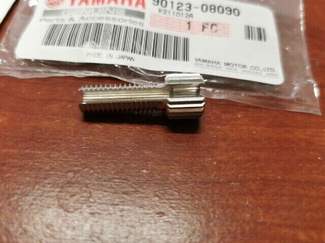 NOS Yamaha IT200 TT600 TY250 WR250 WR400 YZ125 BOLT (23X) 90123-08090-00 Y107