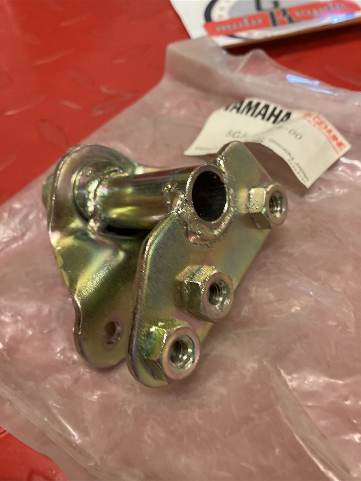 NOS YAMAHA ET340 BRACKET 7 8G8-47419-00-00 Y59