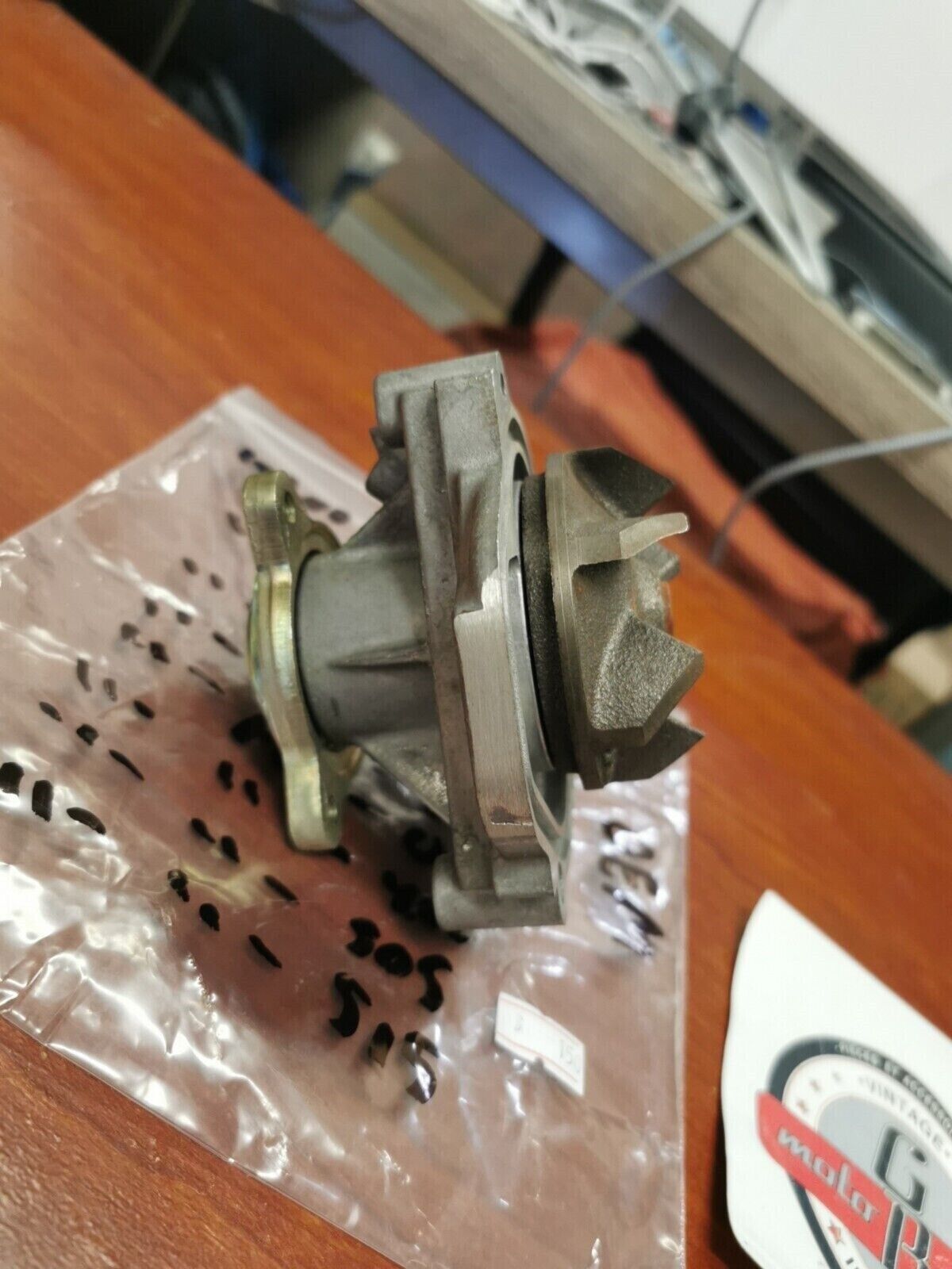 NOS Honda ACCORD CIVIC PRELUDE WATER PUMP 19200-PA6-000 H64
