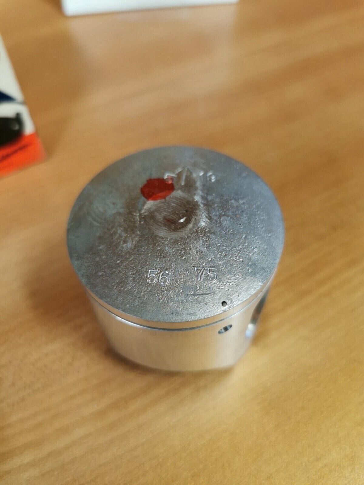 NOS YAMAHA YZ125 1974 - 1977   PISTON 3 O/S 0.75 SUPERCEDED  537-11637-02-00 Y46