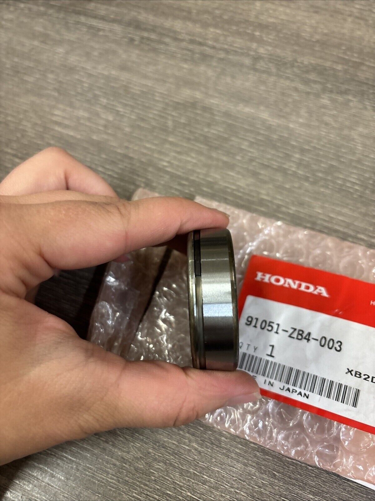 NOS Honda BEARING 20X47X14 91051-ZB4-003 H124