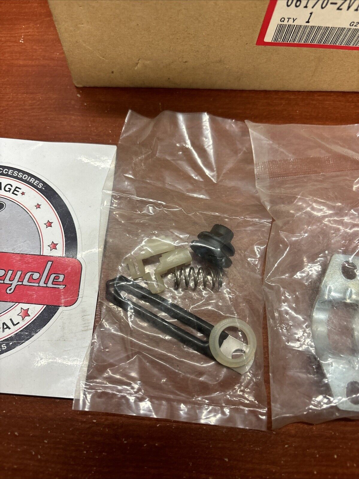 NOS Honda 5HP 50HP REMOTE CONTROL KIT INCOMPLETE 06170-ZV1-810 SUB H174