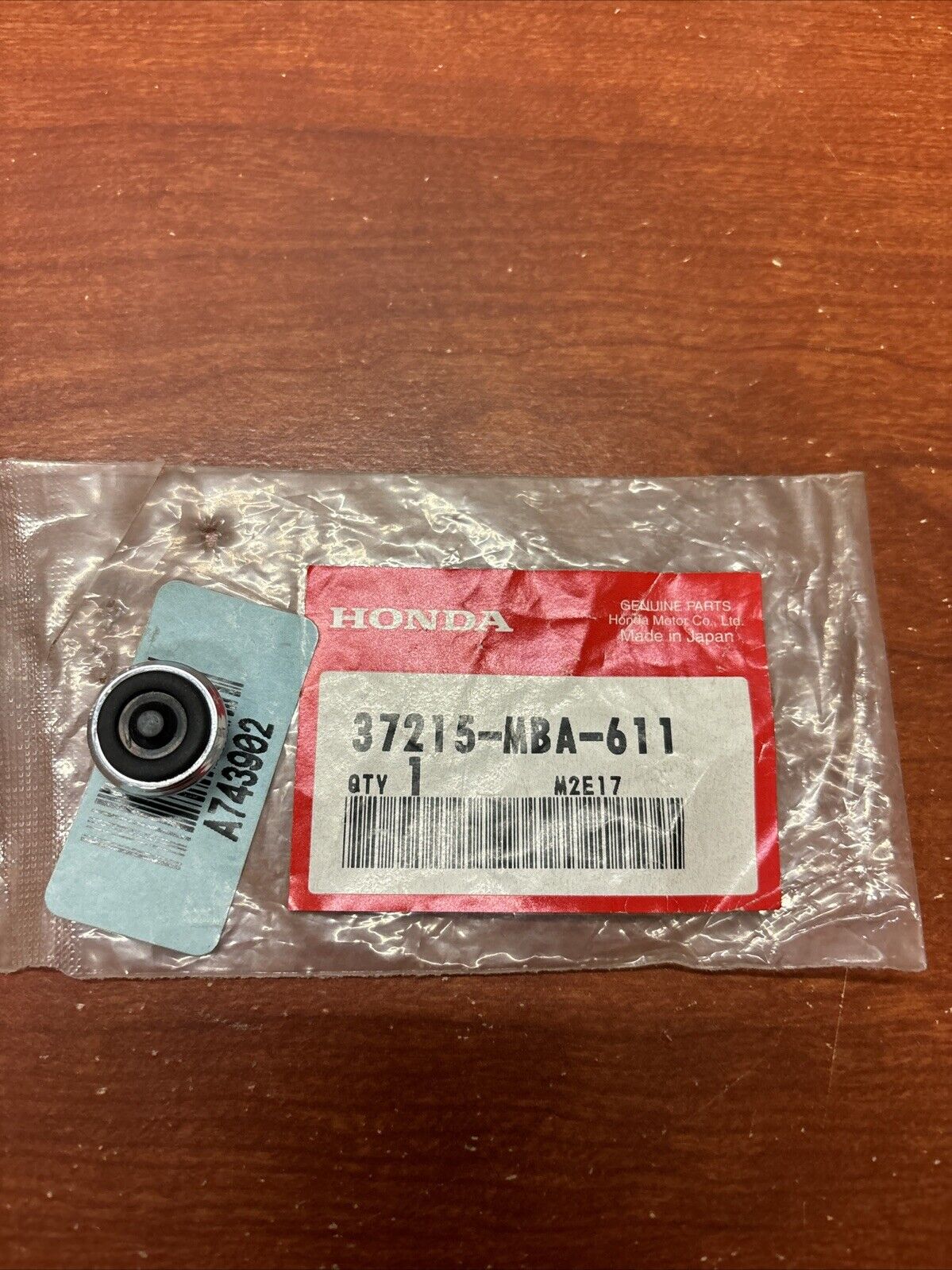 NOS Honda NV400C NV750C VT1300C VT750C RESET SWITCH CAP 37215-MBA-611 H172