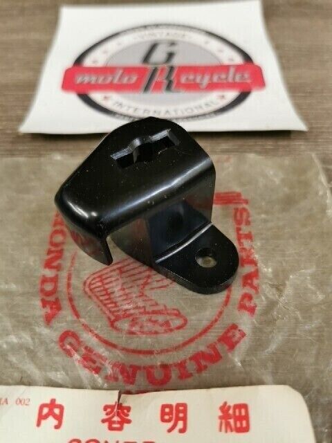 NOS HONDA CB350F 1972 1974 HOLDER L SIDE COVER LOWER 83701-333-000 H79