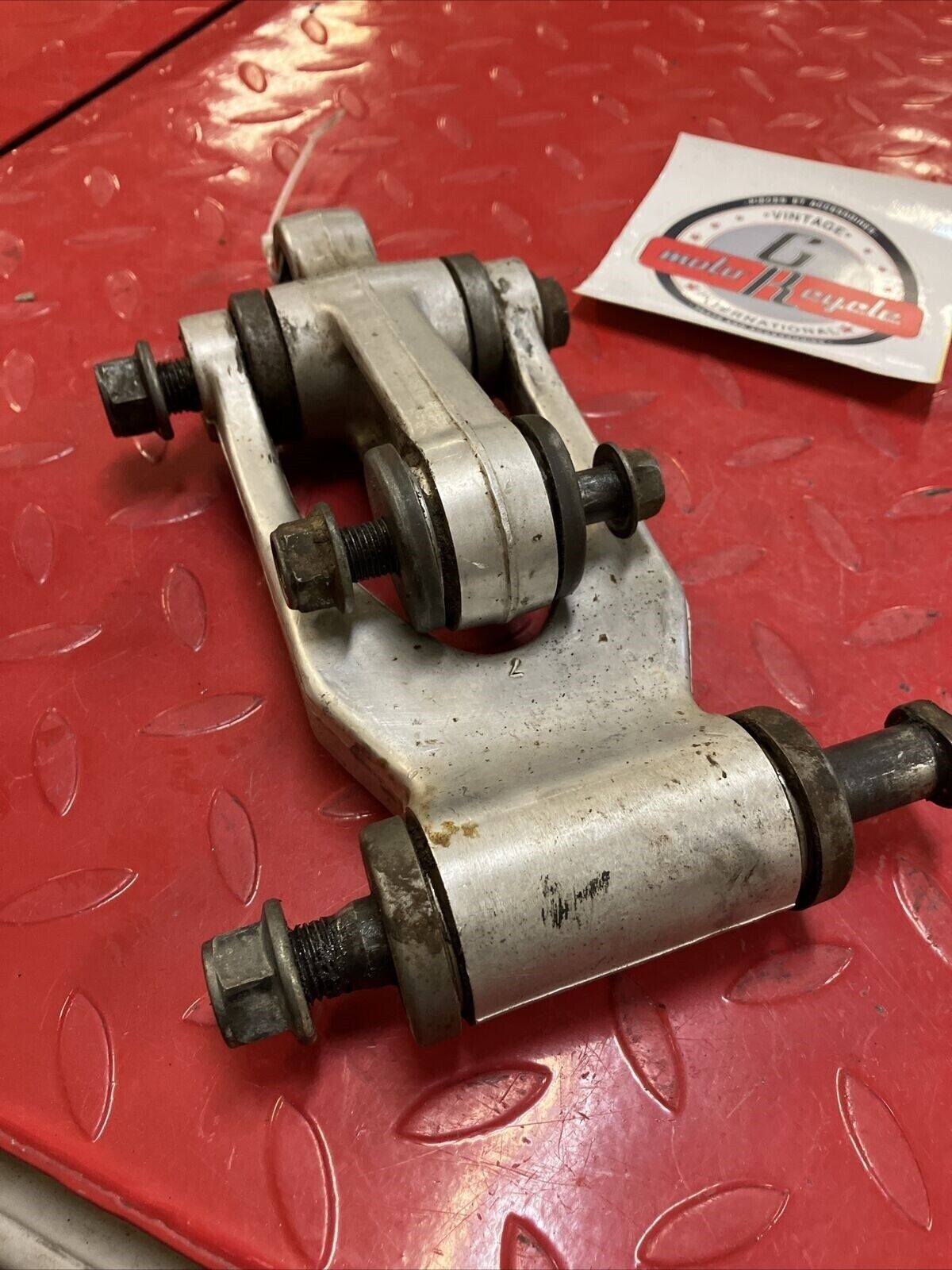 Suzuki RM125 1993 rear cushion arm rod lever linkage dogbone 62600-28850