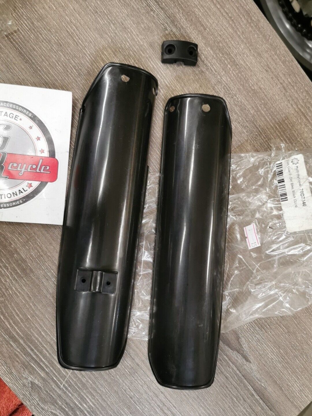 NOS FORK GUARD DIRT BIKE BLACK 70D7340 J43