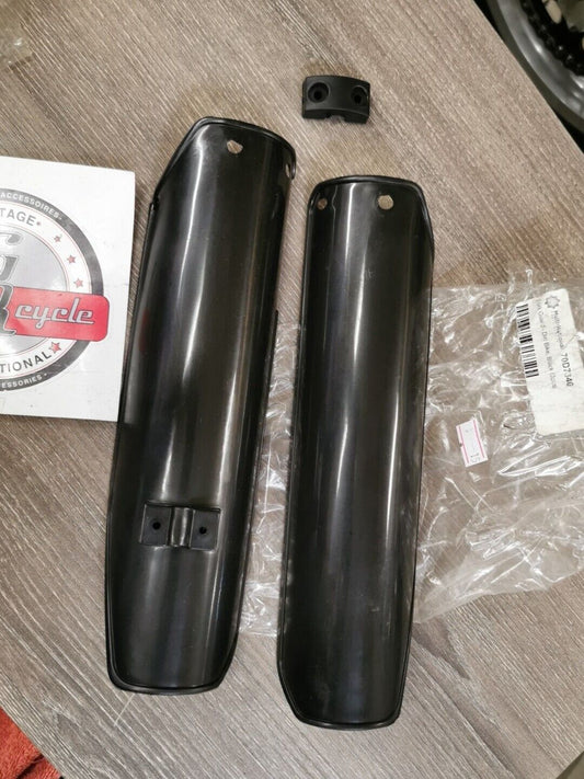 NOS FORK GUARD DIRT BIKE BLACK 70D7340 J43