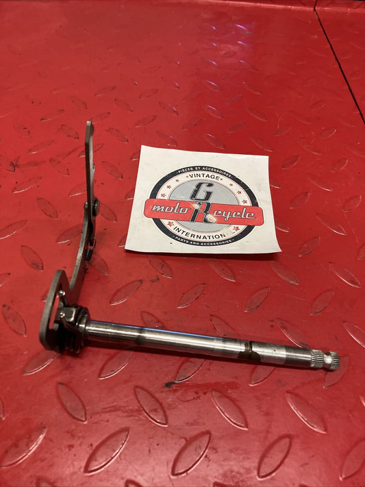 Yamaha U7E 1972 V70 gearshift gear shift shaft spindle