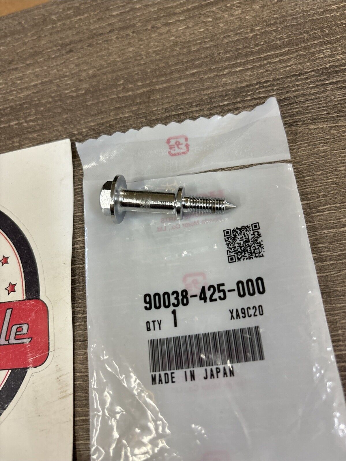 NOS Honda CB1100 CB750 CB900 SPECIAL BOLT 6MM 90038-425-000 H135
