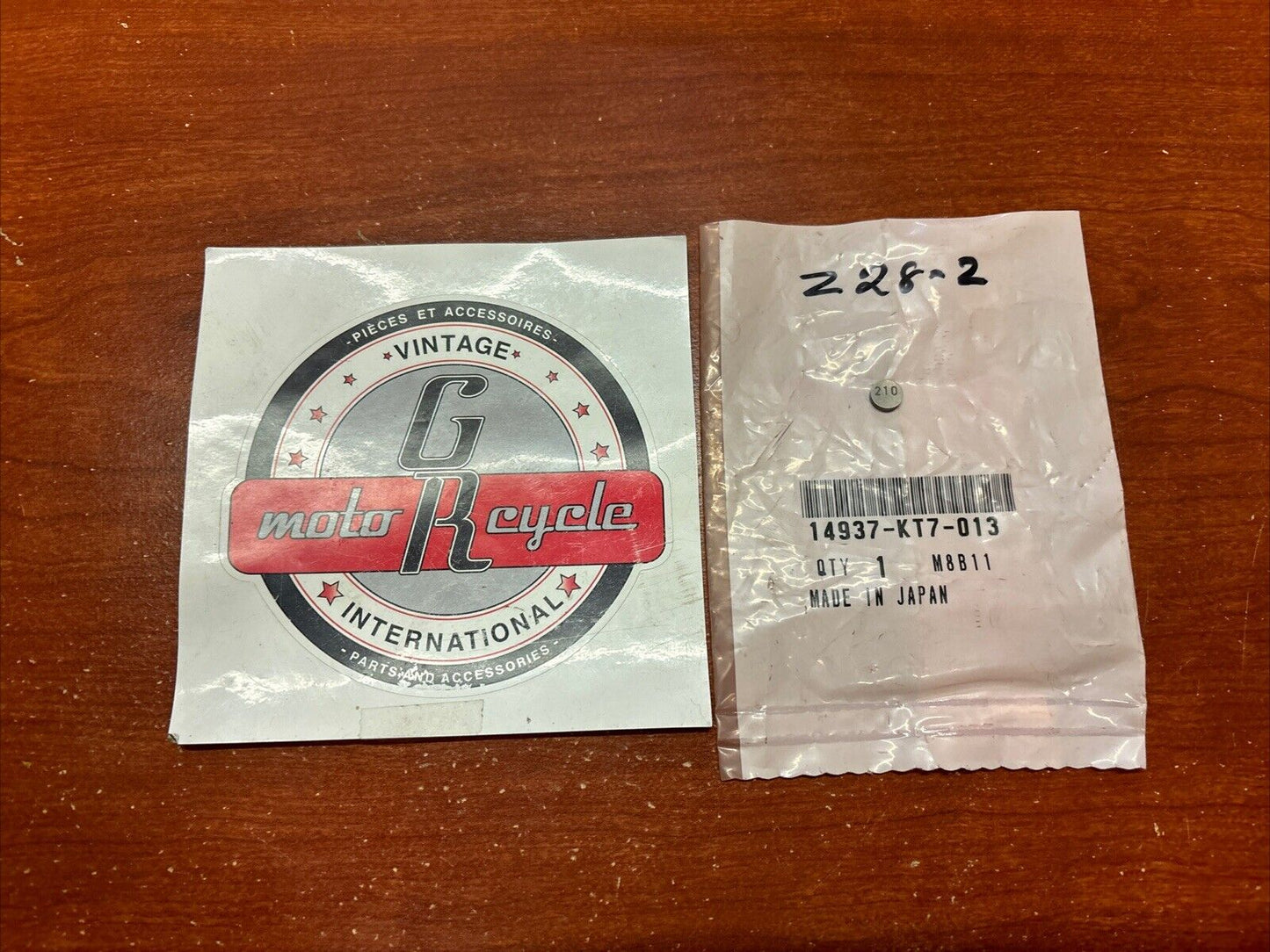 NOS Honda CB1000R CB1300 CB1300A TAPPET SHIM (2.100) 14937-KT7-013 H156