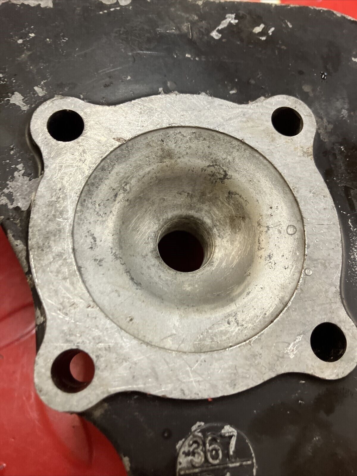 Yamaha GT80 1976 cylinder jug barrel head cover