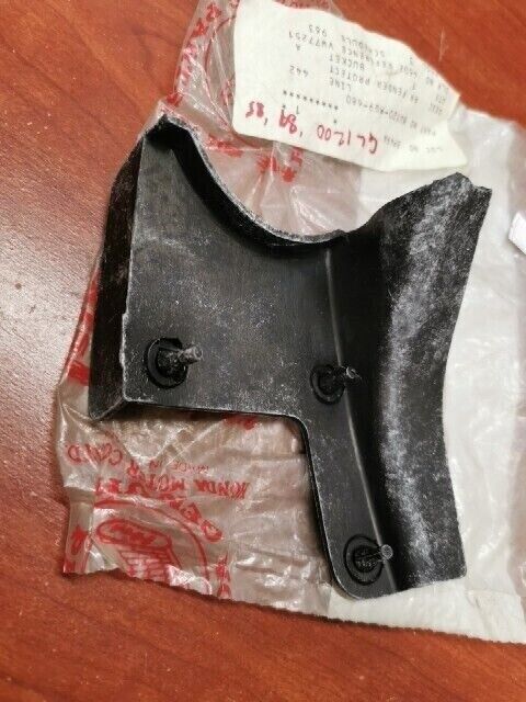 NOS Honda GL1200 LEFT SPLASH GUARD 80120-MG9-680 H90