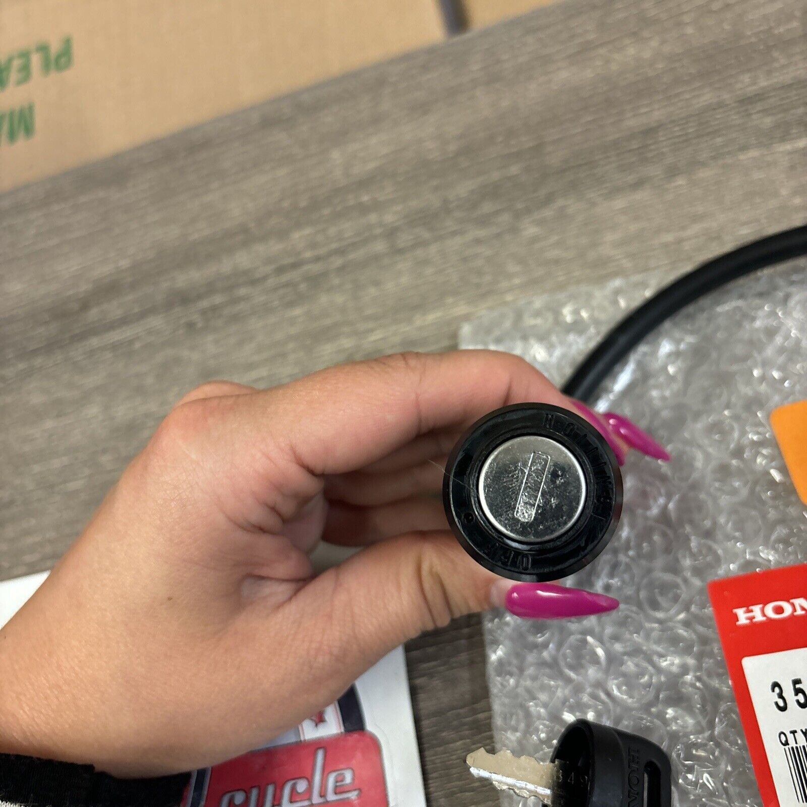 NOS Honda 1993 - 2006 TRX300EX IGNITION KEY SWITCH 35010-HM3-000 H115