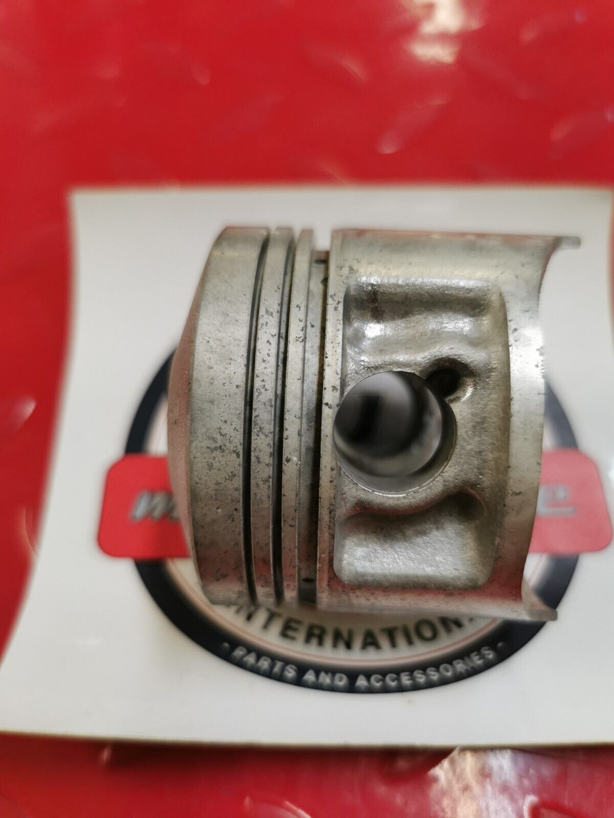 NOS Yamaha FJ600 YX600 FZ600 PISTON 2 O/S 0.50 49A-11636-00-00 Y19