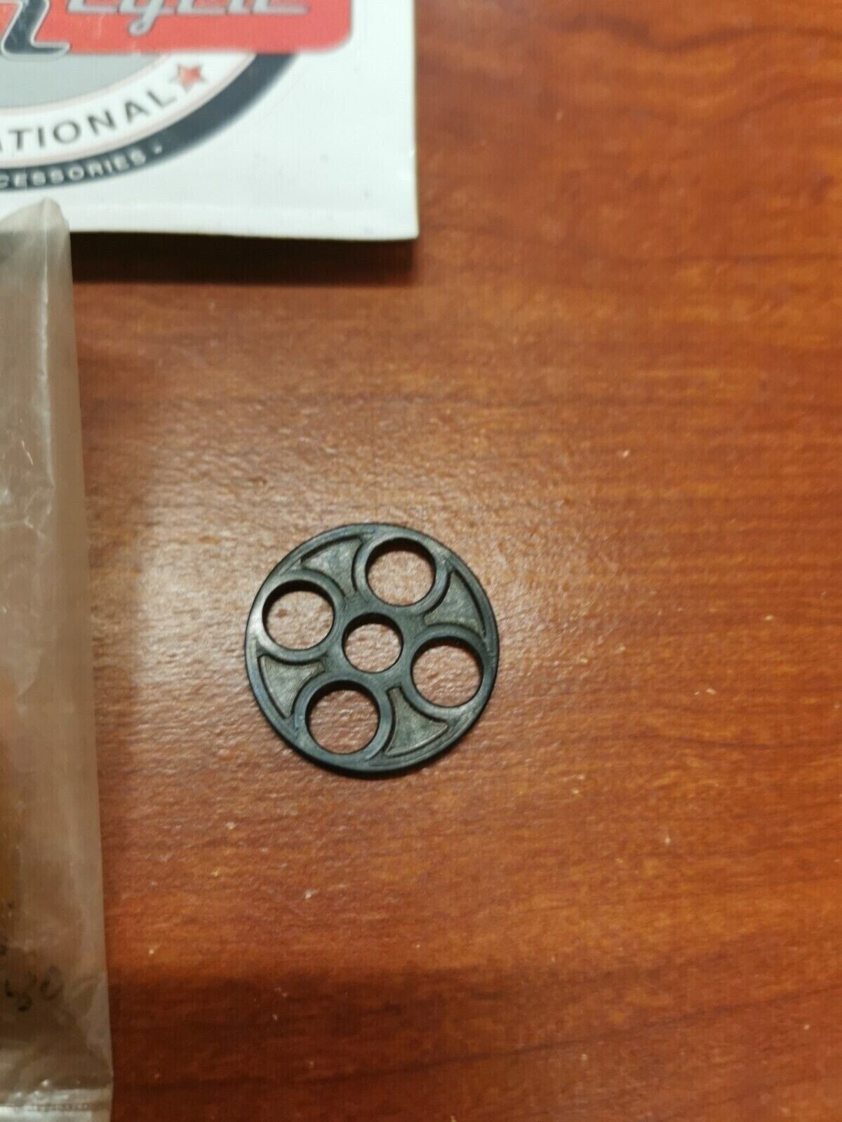 NOS Suzuki GS1000 GT380 GT750 GS550 GS750 COCK LEVER GASKET 44341-33150 S17