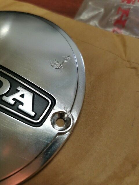 NOS Honda 1977 CB400F ALTERNATOR COVER B DAMAGED 11632-377-720 H93