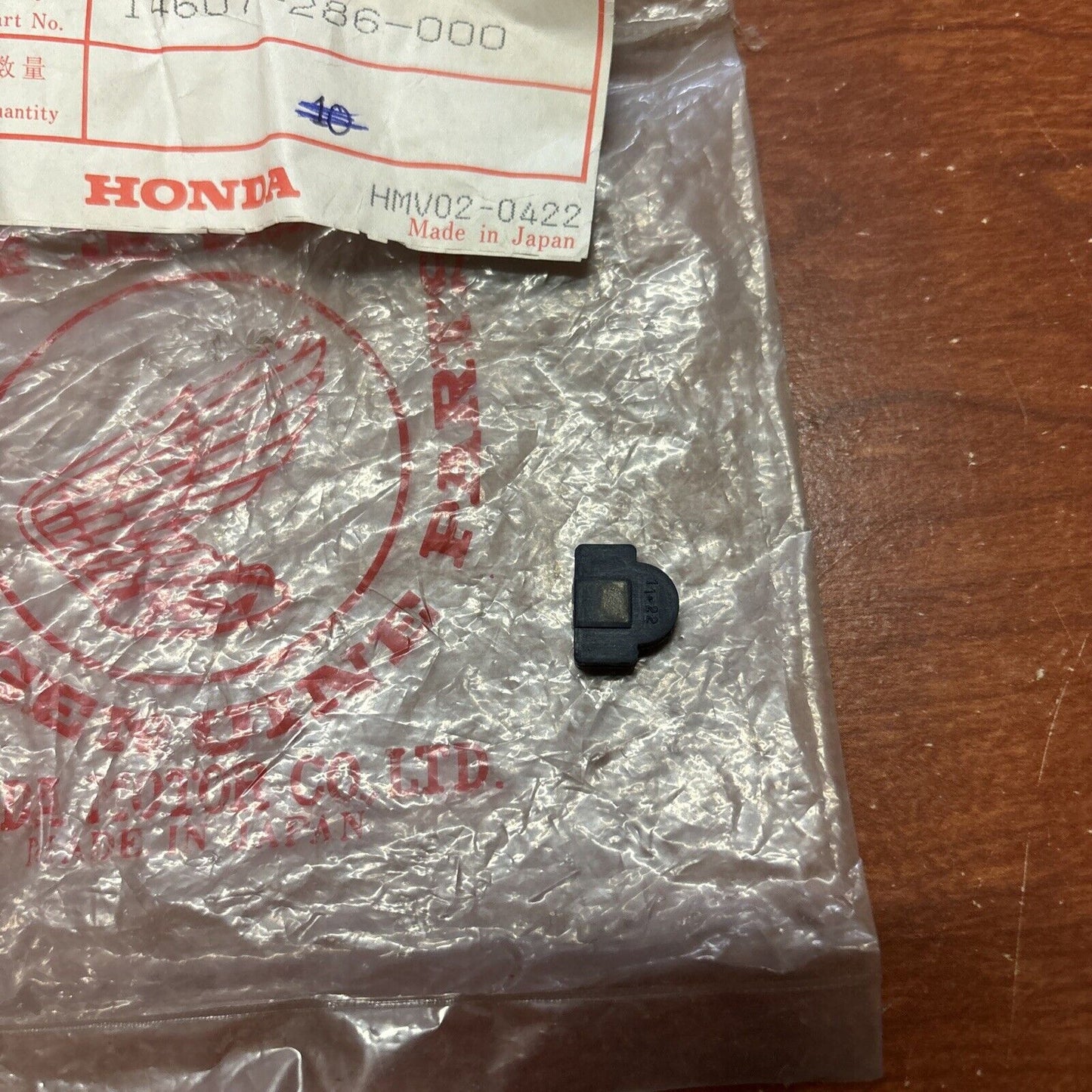 NOS Honda CB250 CB350 CL250 CL350 SL350 ROLLER PIN RUBBER 14607-286-000 H165
