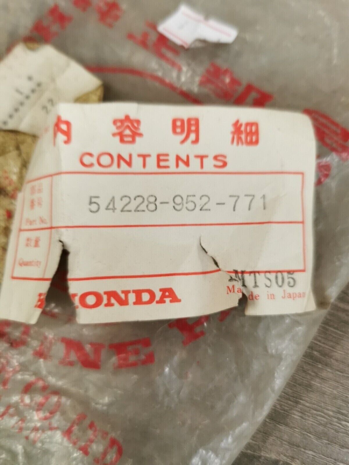 NOS HONDA HR221K1 LAWN MOWER CABLE STAY BRACKET 54228-952-771 H48