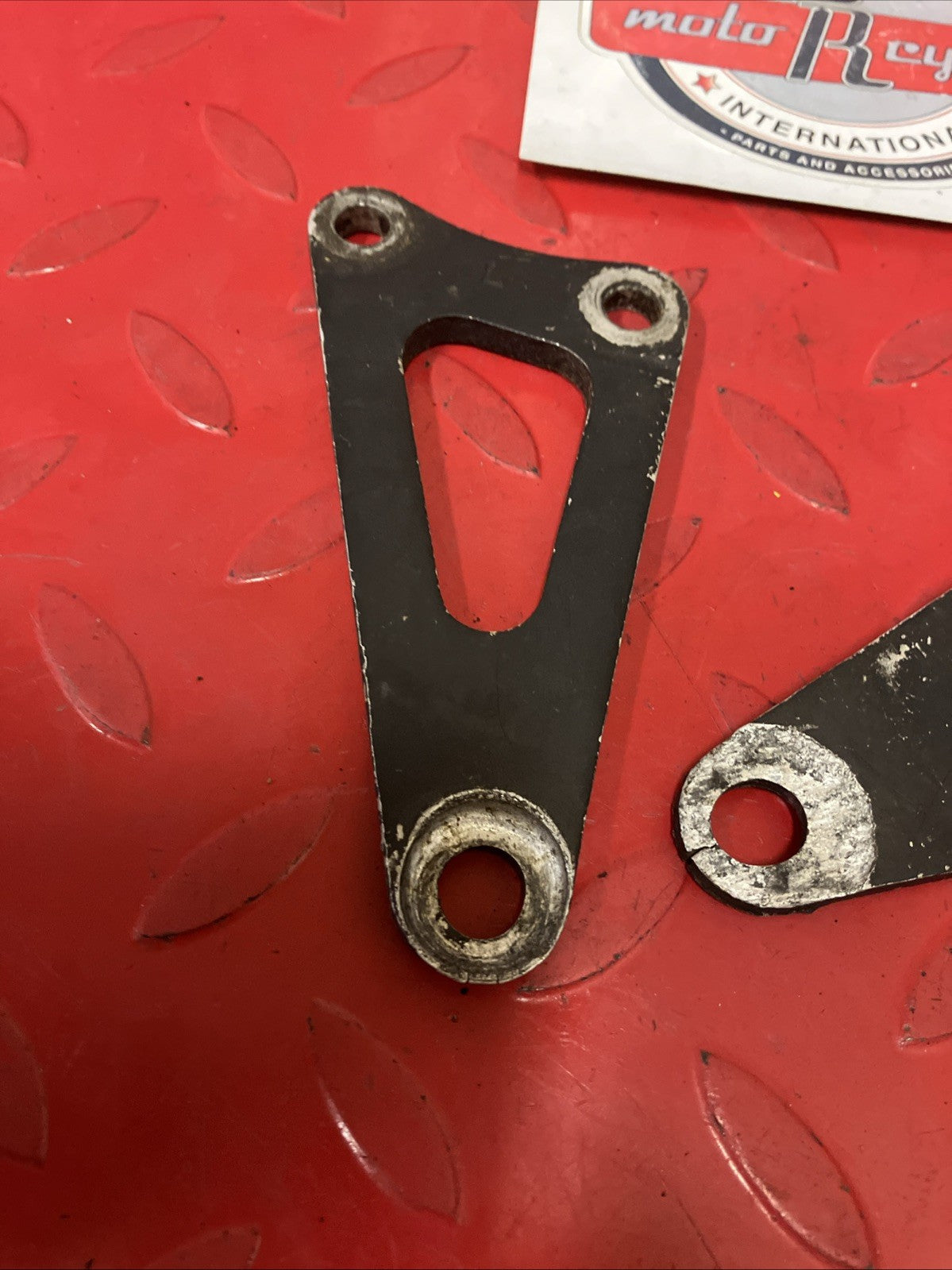 Honda CR250R 1984 Engine motor mount head hanger mounting plate bracket
