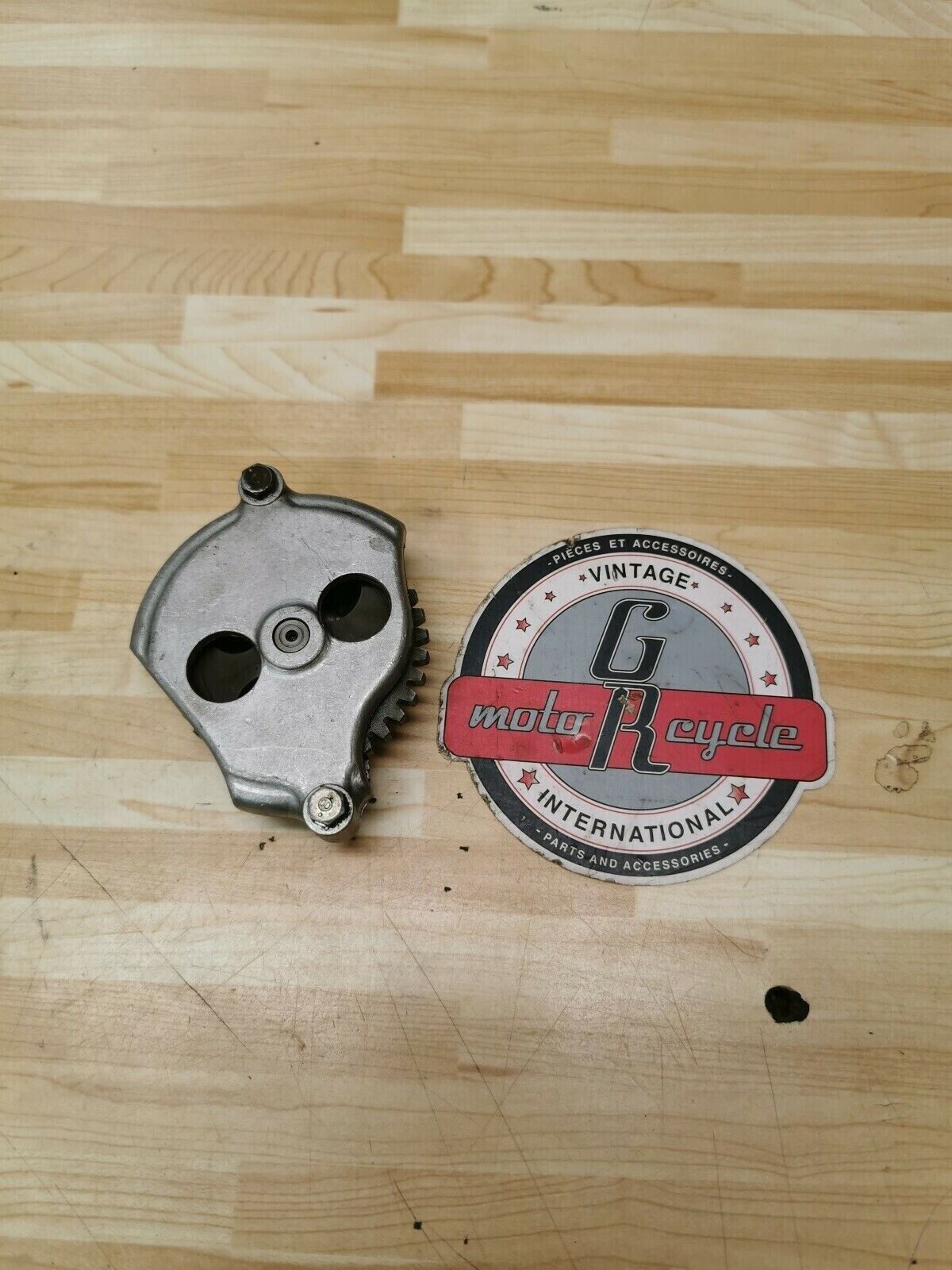Honda XR80 1983 oil pump