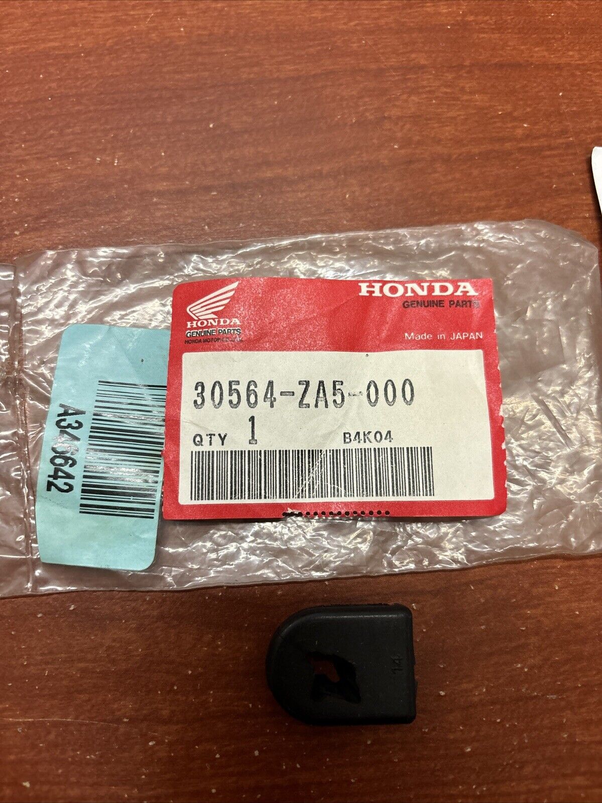 NOS Honda GX100 EG1400 EG2200 EG2500 GROMMET WIRE 30564-ZA5-000 H182