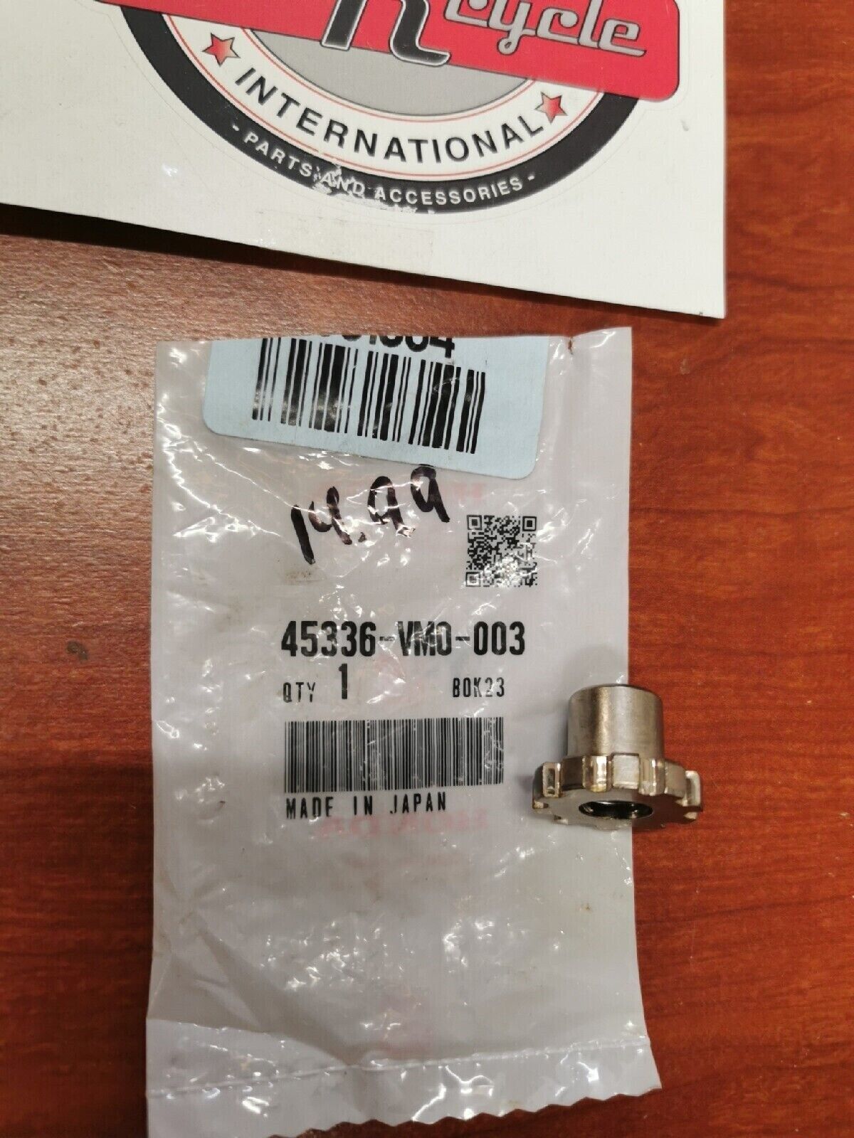 NOS Honda TRX350 TRX400 TRX300 ADJUSTER NUT RIGHT 45316-VM0-003 H34