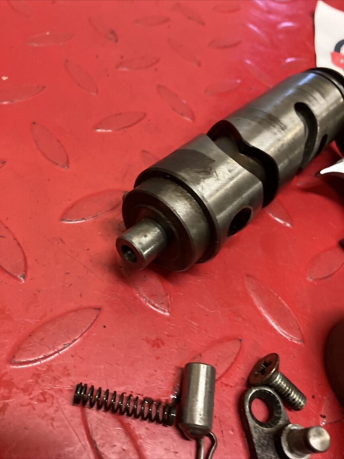 Suzuki TC125 1972 transmission shaft gear gearshift drum cam forks