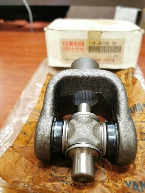 NOS Yamaha YFM350 REAR CROSS JOINT 1YW-46180-00-00 SUB. 1YW-46180-02-00 Y102