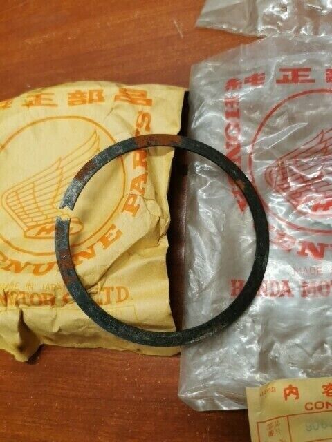 NOS Honda CB200 CB350F CB400F CL200 SPECIAL RING 92MM 90609-333-000 H98